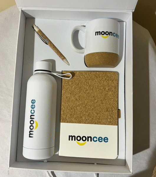 Giftset Note Book, Water Bottle, Pen and Mug with Branding