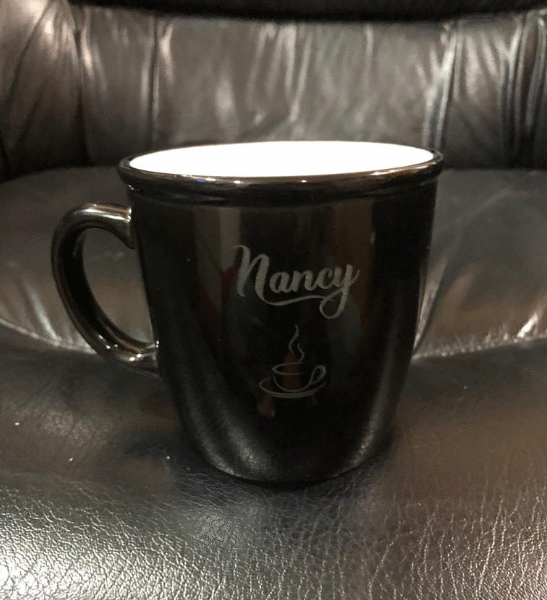 Glossy Finish Black Cermic V Shape Coffee Mug with Engraving