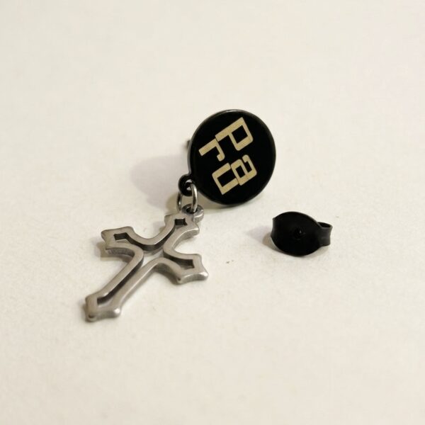 Cross Earring with Engraving